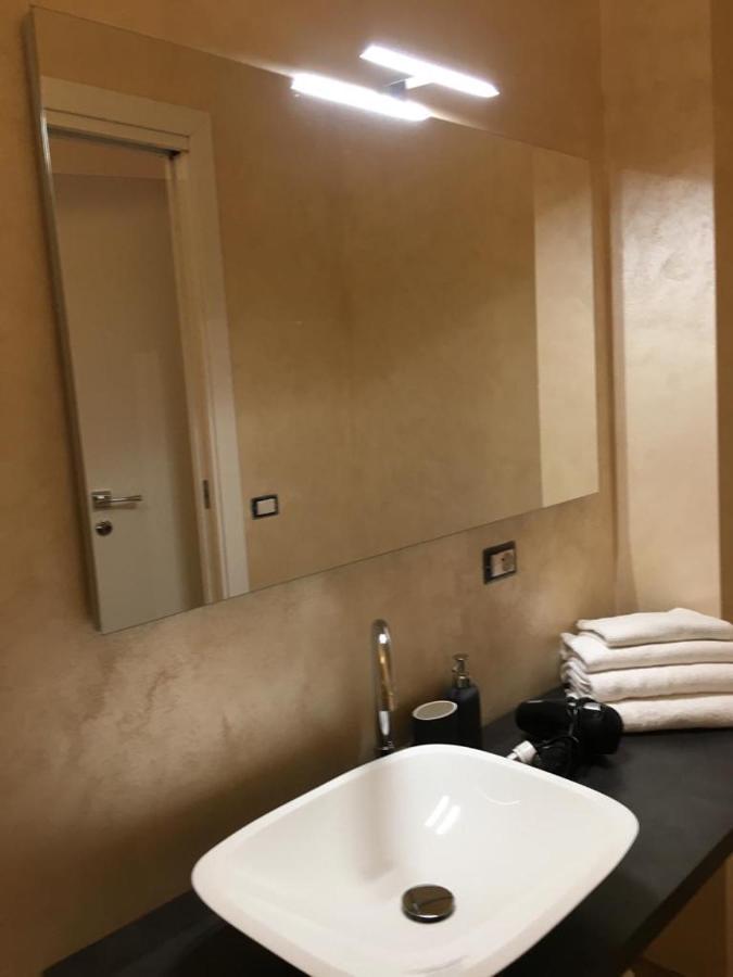 Cute And Cozy Apartment Train Station Bergamo Ngoại thất bức ảnh
